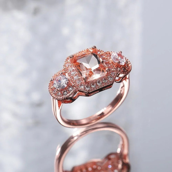 ▶Novel Radiant Cut Shiny CZ Rose Gold Plated Beautiful Ring for Women, L057 - Picture 3 of 7